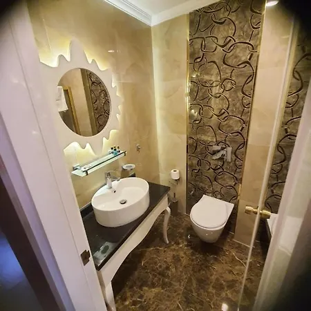 Kaleici Ozkavak Hotel Antalya