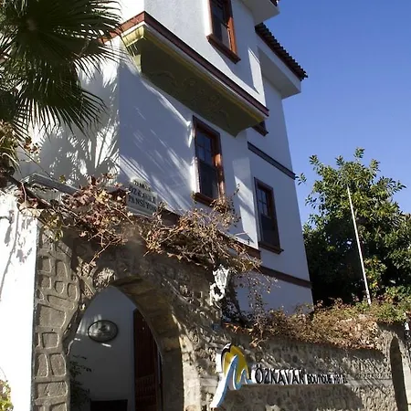 Kaleici Ozkavak Hotel 2*